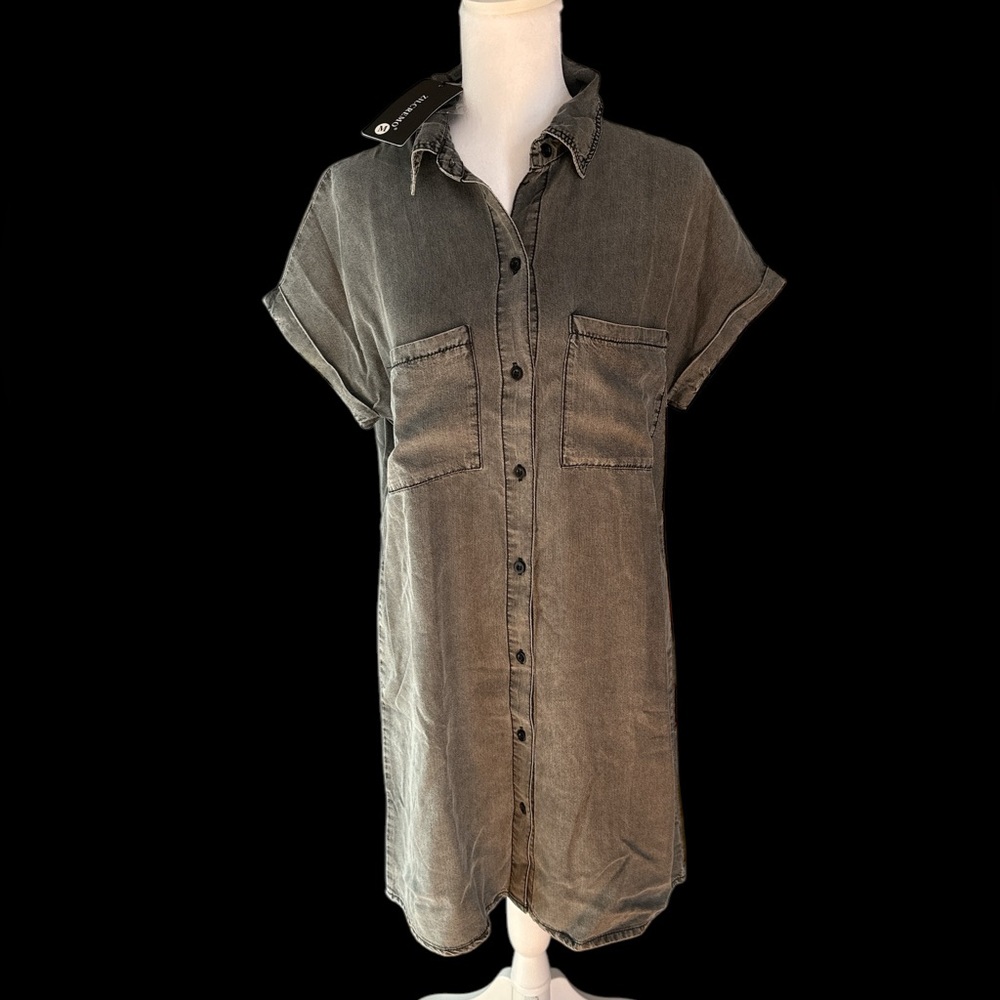 Button-down T-shirt dress Gray BNWT size medium